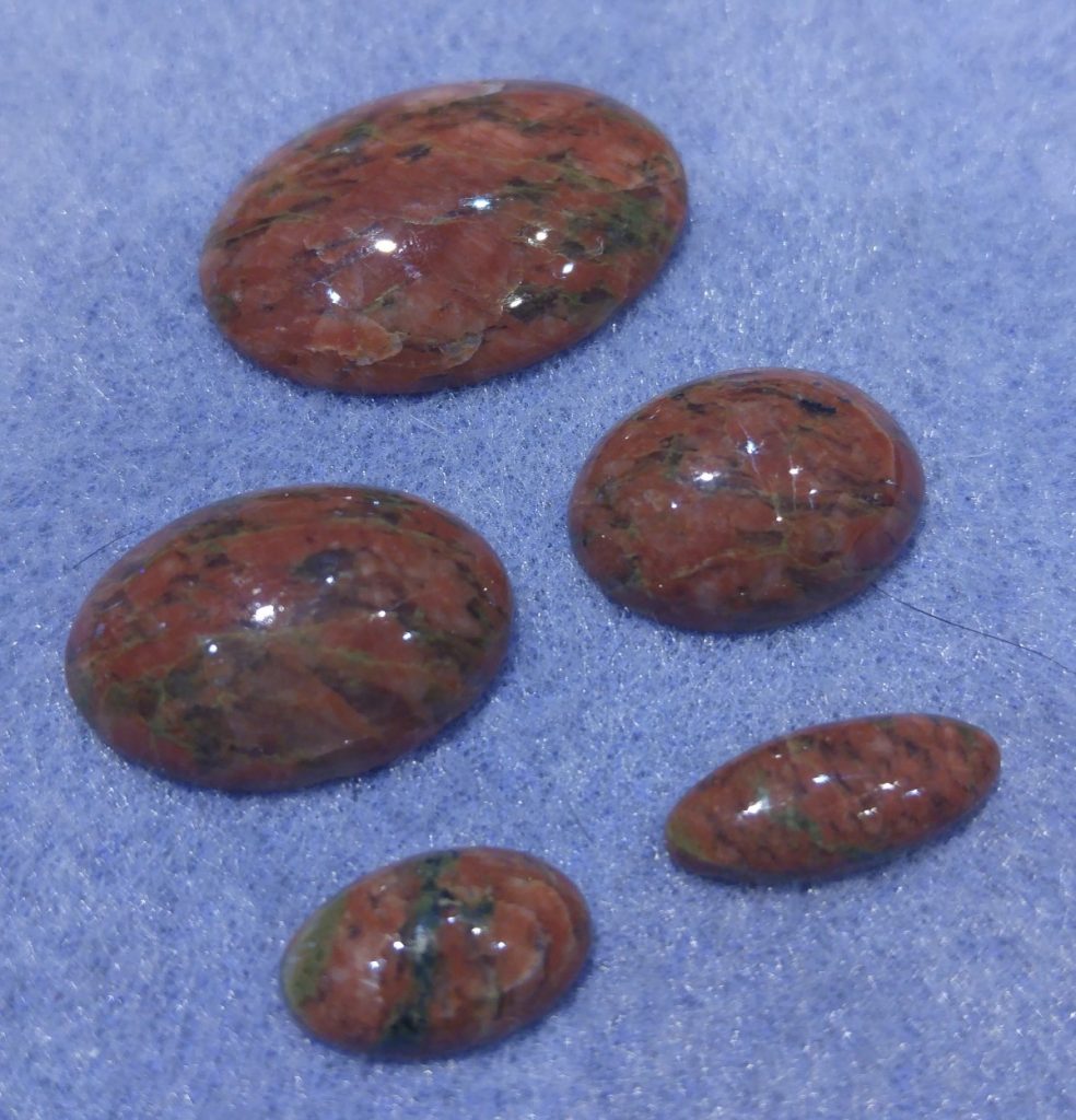 Unakite Cabs